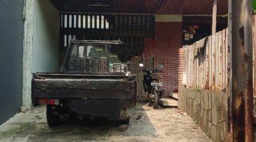 Gambar 2 Rumah Lama Depan Taman Eco Park Tebet Dijual Cepat