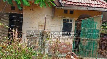 Gambar 1 Rumah tua butuh renovasi, bangun ulang jadi cantik