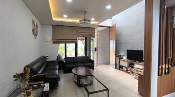 Gambar 4 Rumah Cantik Minimalis, Full Renovasi, Siap Huni di Grand Wisata, Bekasi