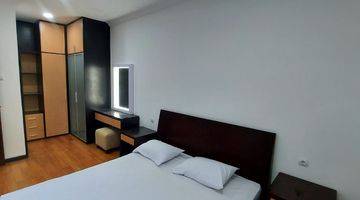 kamar tidur rumah 1,5lantai di kotabaru parahyangan