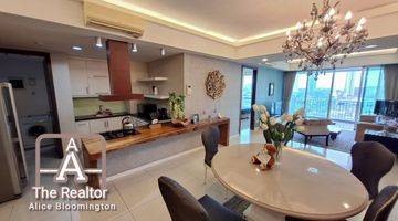 Gambar 1 Kemang Village 2 Bedrooms 125 Sqm Urgent Sale