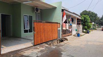 tampak depan rumah fullfurnish taman batavia walet