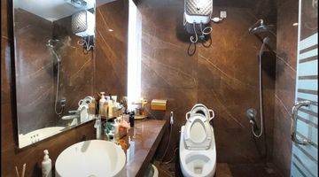 kamar mandi rumah di puri 11 149/225