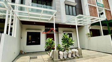 Gambar 4 Kebayoran Baru Brand New Modern House Design Harga Terjangkau Murah