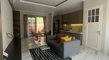 Gambar 5  Rumah Baru 3 Lantai Furnished di Cilandak , Cilandak