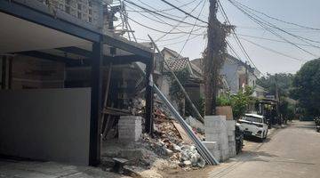 Gambar 2 Rumah Sedang Renovasi Regensi Villa Melati Mas Serpong Tangsel