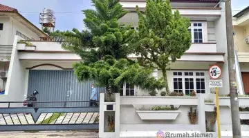 Gambar 1 Rumah Megah di Perumahan Elit dekat Pusat Kota 10 menit Tugu Jogja