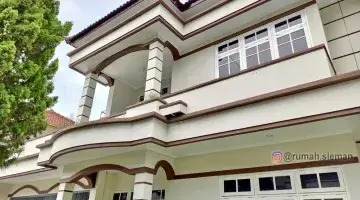 Gambar 3 Rumah Megah di Perumahan Elit dekat Pusat Kota 10 menit Tugu Jogja