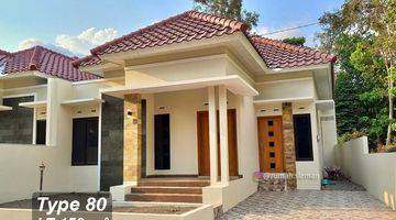 Gambar 1 Rumah Tipe 80 LT 152 m² Jalan Kaliurang timur Kampus UII area Jangkang