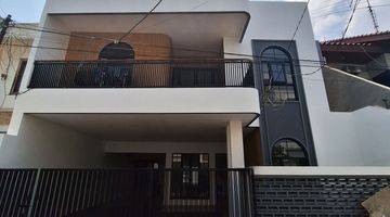 Gambar 1 Rumah Brand New Ampera Kemang Prime Area