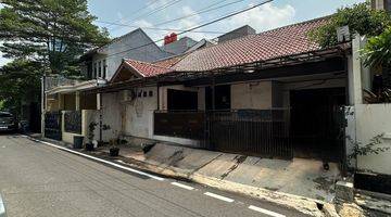 Gambar 1 Rumah Di Lokasi Tenang Dan Nyaman Benhil