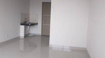 Gambar 1 Apartemen studio unfurnish + AC strategis di Cikarang