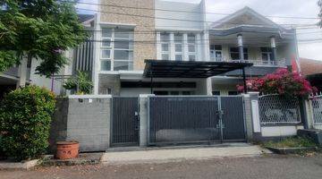 Gambar 1 Rumah Lux Sayap Bkr