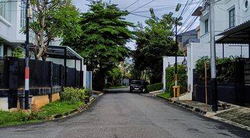 Gambar 3 Rumah Cantik Area Tenang Jalan Lebar Siap Huni 