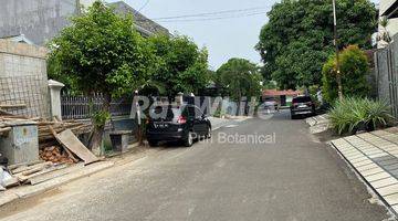 Gambar 4 Dijual rumah lama 1 lantai hitung tanah 