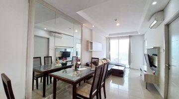 ruang makan disewakan 2br + study room