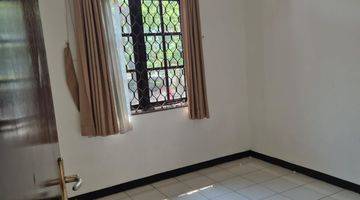 Gambar 4 Rmh Bagus, 3+1kt, Carport 2mbl Jl Niaga 8, Kemang Prtm