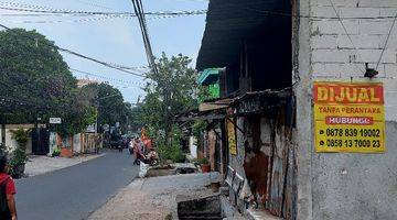 Gambar 1 Rumah Tua. Lokasi Tepat Buat Usaha.   Dekat R Sakit Husada