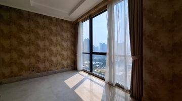 Gambar 4 For Rent Office Space District 8 Treasury Tower / 143m² / Semi Furnished 