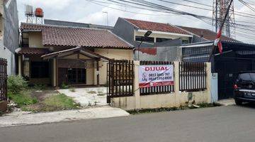 Gambar 1 Rumah di Jl.Anggrek Rosliana VII, SHM, Bagus