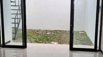 Gambar 1 Dijual Rumah di Taman kopo Indah V - Sherwood Bandung