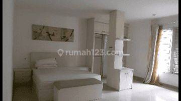 Gambar 3 Rumah  Full Furnished dekat British School di Bintaro sektor 9, Tangerang Selatan.