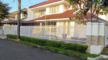 Gambar 2 Rumah  Full Furnished dekat British School di Bintaro sektor 9, Tangerang Selatan.