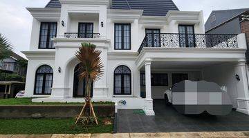 Gambar 1 Rumah mewah hook dijual ada swimming pool di Kebayoran Residence, Bintaro, Tangerang Selatan.