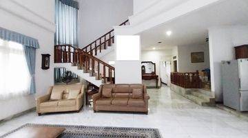 Gambar 1 Rumah full furnish di Vila Cinere Mas