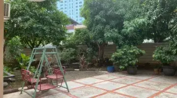 Gambar 2 Rumah Hoek, 2 Lt Berlokasi Bagus di Muara Karang Raya Jakarta Utara