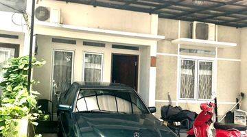 Gambar 1 Dijual Rumah Dalam Townhouse Nuansa Batavia. Bagus. Unfurnished.