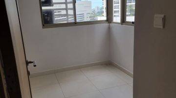 Gambar 3 Turun Harga..!! Jual Cepat Harga Termurah.. 2 Bedrooms Luas 50m² Lantai Rendah @ Apt. Taman Anggrek Residences