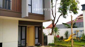 Gambar 1 Rumah Brand New Private Cluster Dekat MRT Lebak Bulus Td14457