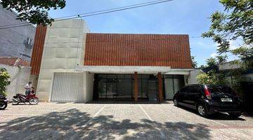 Gambar 1 Jual Gedung Dkt Burangrang Cck Utk Klinik, Resto, Dll