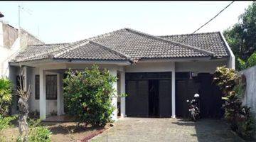 Gambar 2 MURAH ! Jual Rumah dgn 6 Carport di Jl Guntursari, Buahbatu, Turangga