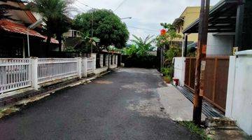 Gambar 3 Rumah Bagus Unfurnished Sertifikat Hak Milik di Sayap Buah batu dkt Turangga , Bandung