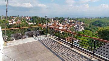 Gambar 3 Di  Cepat Rumah Lux  Mewah Bagus Rasa Hotel  Berbintang, Resort Dago Pakar ,dago Golf,dago Dkt Taman Hutan Raya,tubagus,cigadung. Ada Kolam Renang! Jarang Ada ,rumah Lux Mewah Asri Dago 3 Lt Desain Modern Bonus Full Furnish,rumah Langka