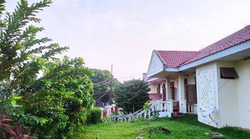 tampak depan , bukit cinere indah dalam