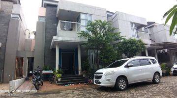 Gambar 1 Rumah 2 Lantai SHM Bagus Villa Mutiara Cibubur