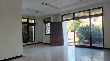 ruang tamu kan rumah tengah kota semarang