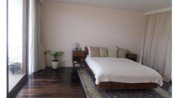 Gambar 3 Town House 2 Lantai Semi Furnished Bagus di Pejaten