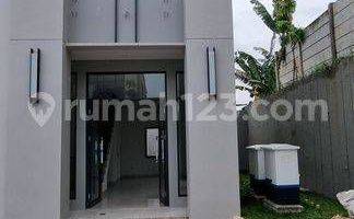 Gambar 1 Dijual Ruko di District 91 BSD City Bagus