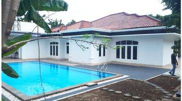 Gambar 1 Rumah Lebak Bulus 1 Lantai Pools Halaman Luas