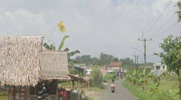 Gambar 1 Tanah di Pinggir Jalan Lokasi di Bogor Jawa Barat