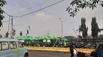 Gambar 2 Rumah di Cocok untuk Usaha Depan Stasiun Jatibaru di Cideng Jakarta Pusat