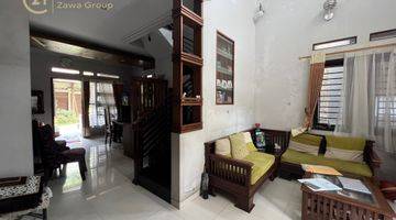 ruang tamu rumah dijual tanah luas dekat