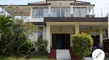 Gambar 1 Rumah villa Cantik. Sentul City. Lt 318M2. 4+1KT. Jual Cepat