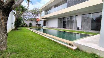 Gambar 1 Dijual Villa Pribadi Mewah Area Tumbak Bayuh Pererenan Bali 