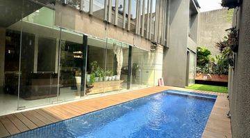 Gambar 1 Rumah 3 Lantai Bagus Semi Furnished SHM di Kebayoran Baru, Jakarta Selatan