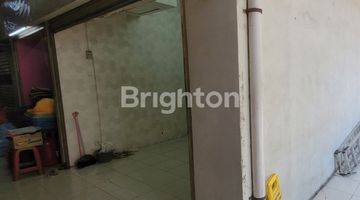 Gambar 3 KIOS GRAND EMERALD APARTMENT, UNIT POJOK DAN STRATEGIS